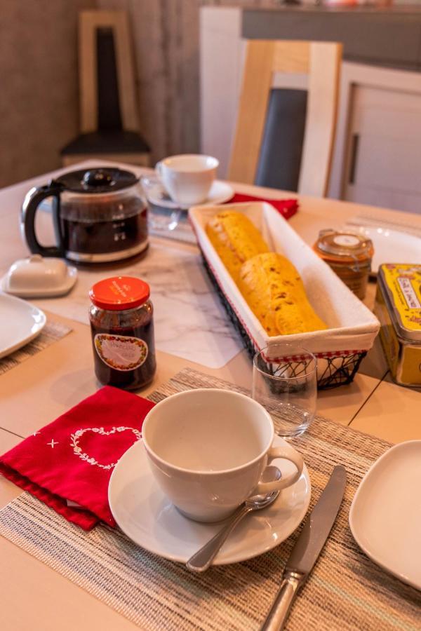 Flopre Bed & Breakfast Flocourt Bagian luar foto